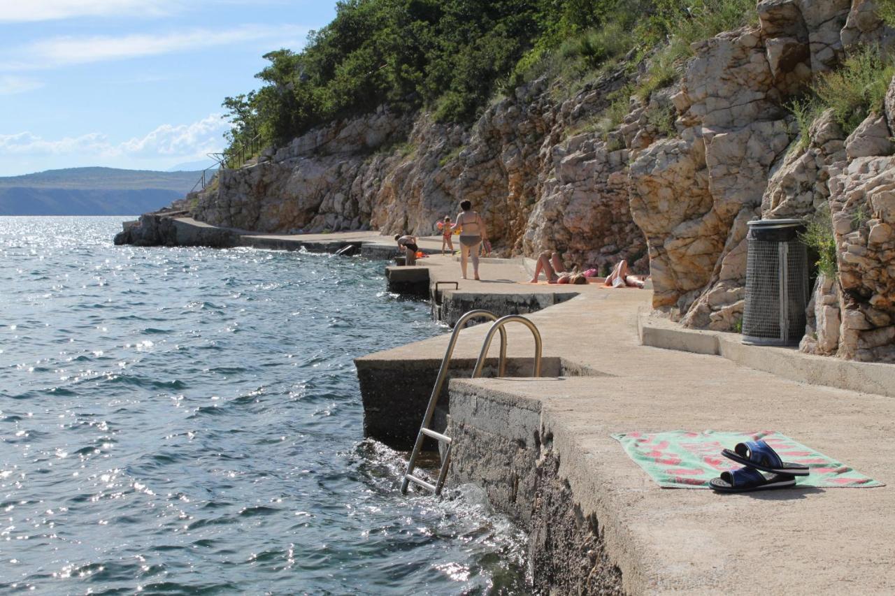 Apartments With A Parking Space Jadranovo, Crikvenica - 2377 Buitenkant foto